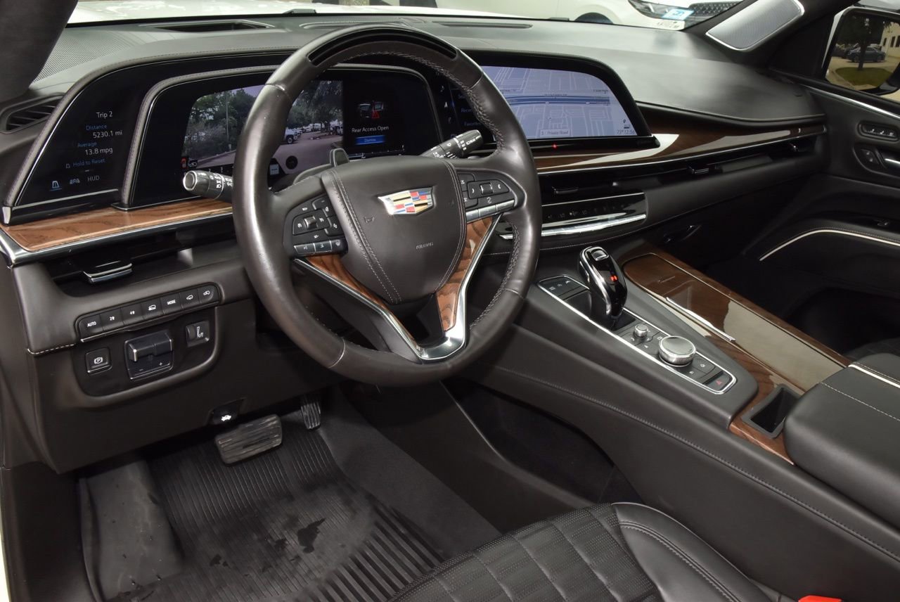 Used 2023 Cadillac Escalade Sport Platinum w/ LPO, ONYX Package AWD/4WD image 38