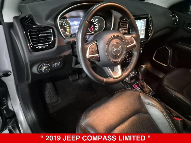 Used 2019 Jeep Compass Limited AWD/4WD image 15