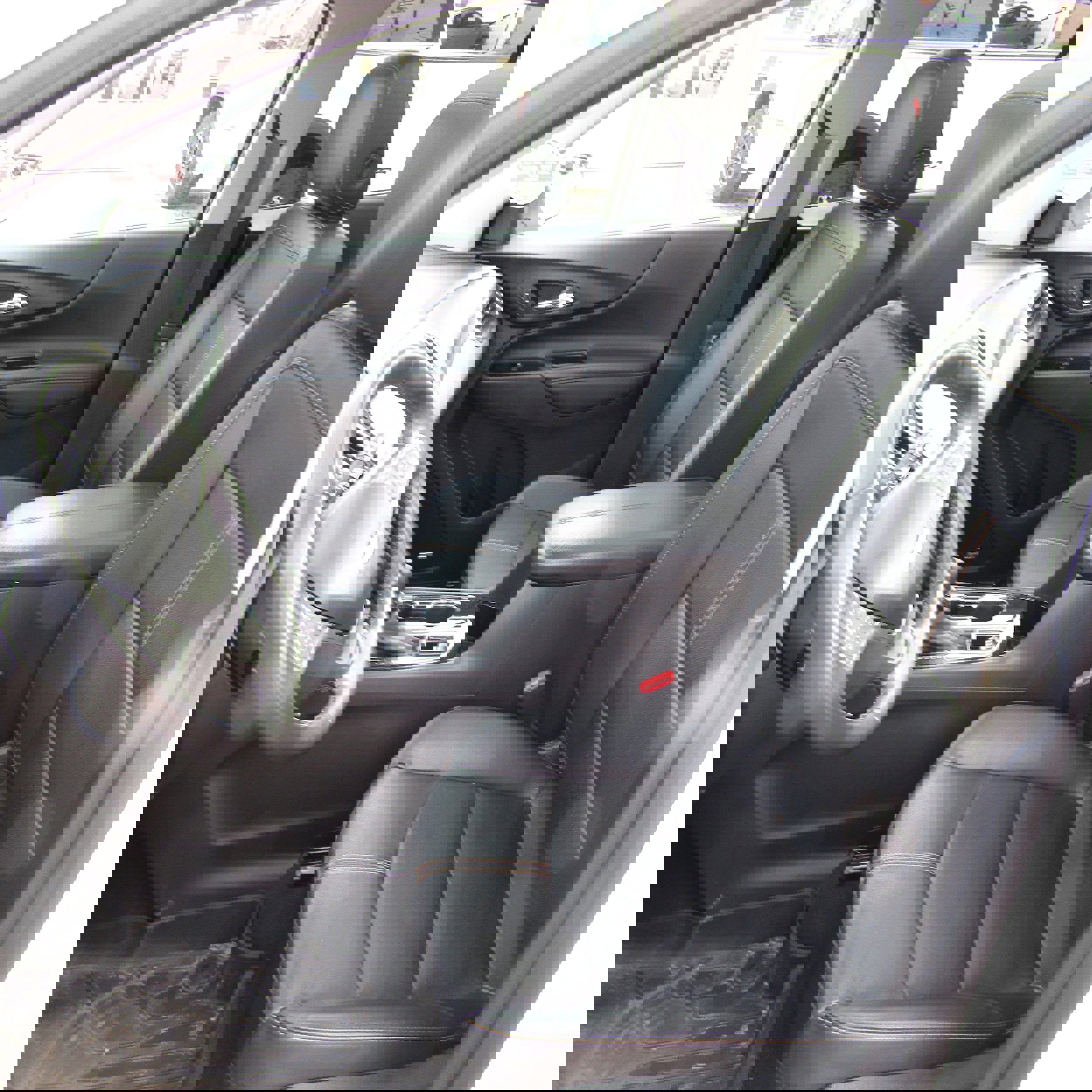 Used 2022 Chevrolet Equinox Premier image 17