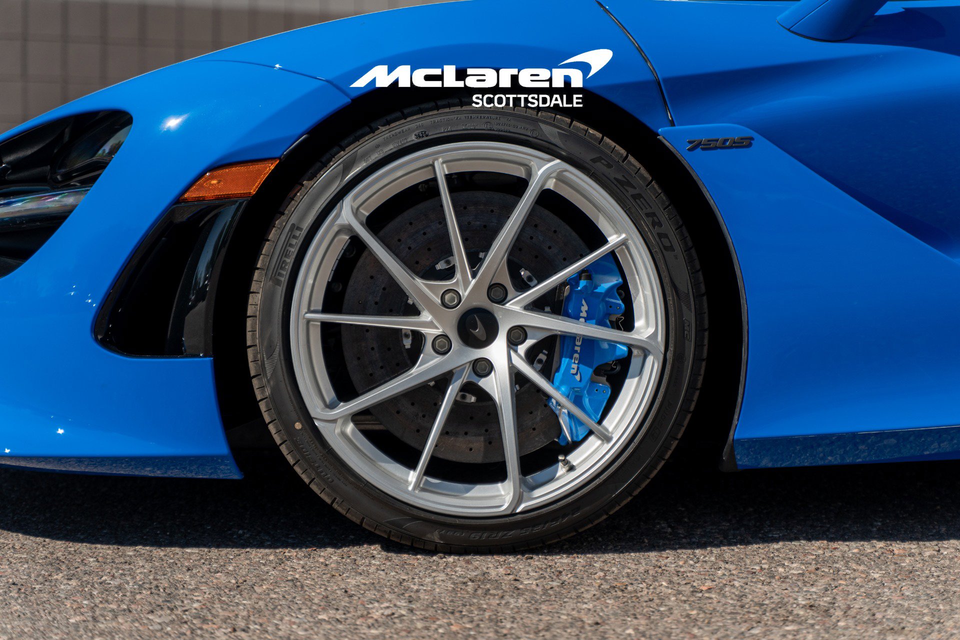 New 2026 McLaren 750S image 19