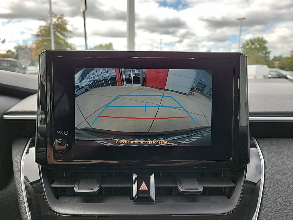 Used 2024 Toyota Corolla LE FWD image 25
