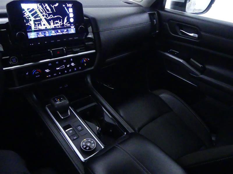 Used 2023 Nissan Pathfinder SL w/ SL Premium Package image 16