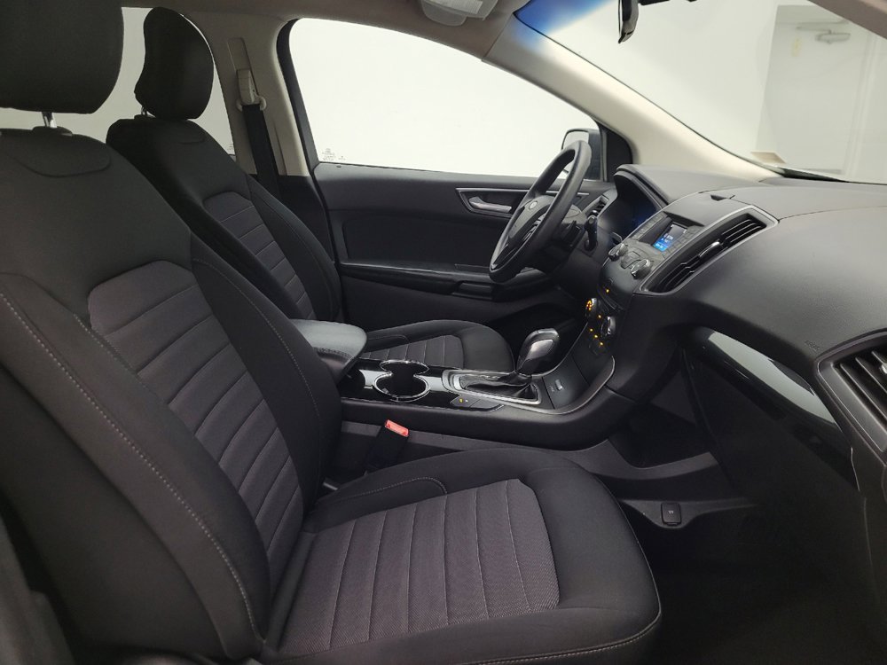 Used 2017 Ford Edge SE FWD image 21