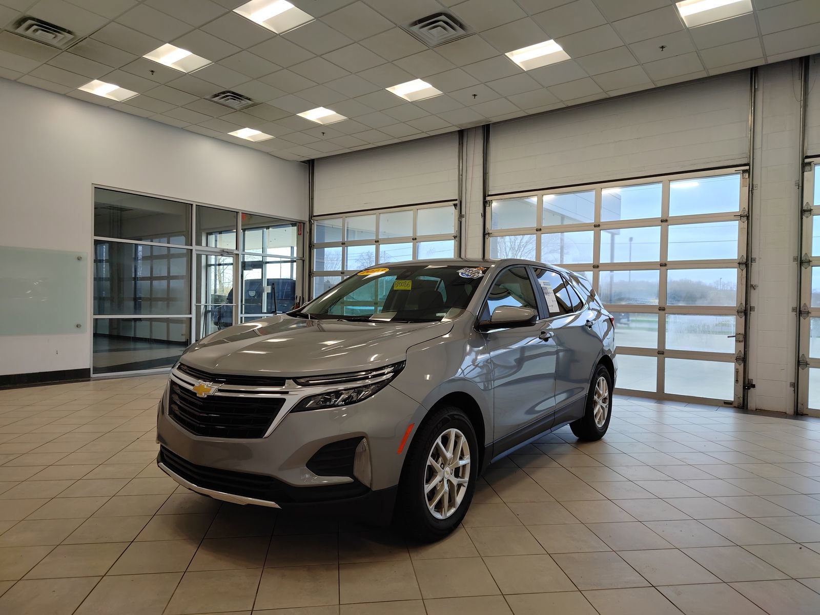 Used 2023 Chevrolet Equinox LT image 26