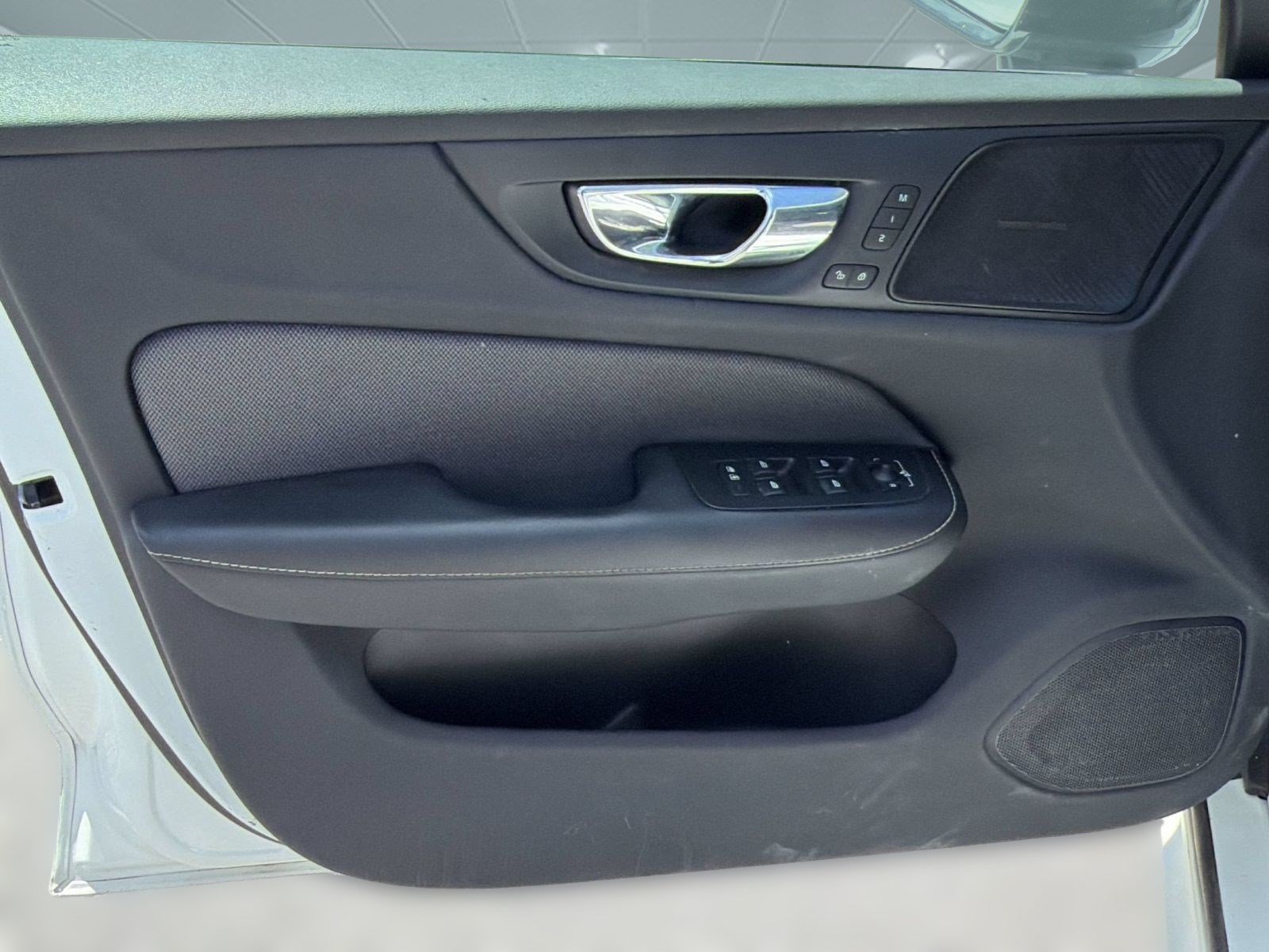 Used 2019 Volvo S60 T5 R-Design FWD image 12