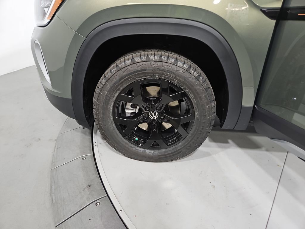 New 2026 Volkswagen Atlas Peak Edition image 25