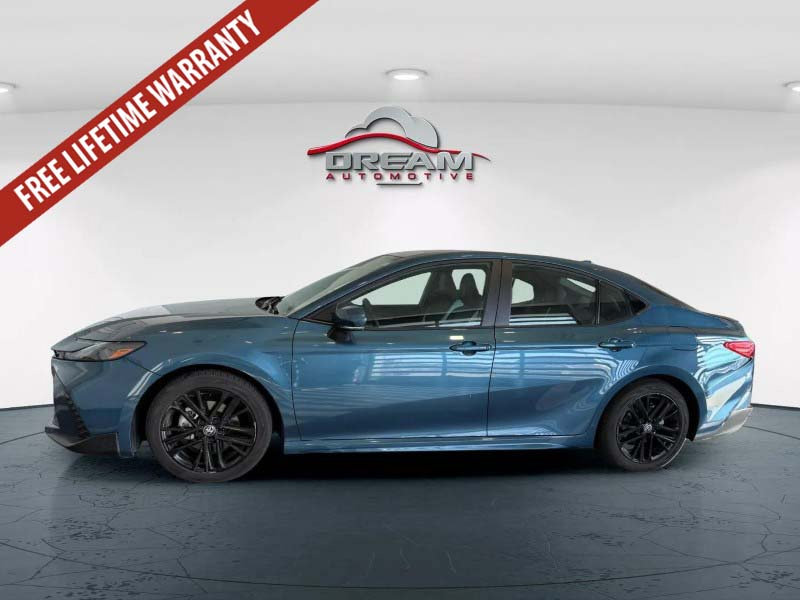 Used 2025 Toyota Camry SE FWD image 18