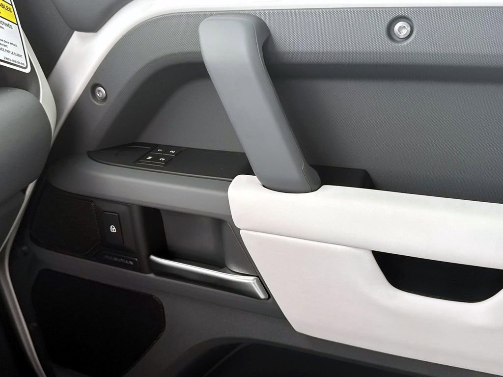 New 2025 Land Rover Defender 110 S image 18