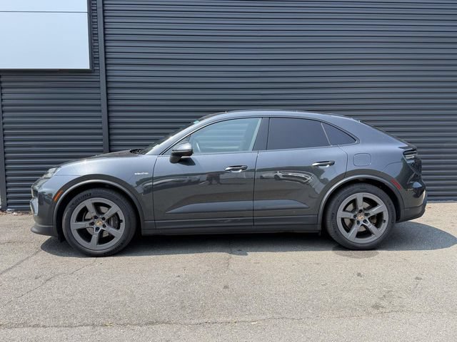 Certified 2024 Porsche Macan 4 Electric AWD/4WD image 2