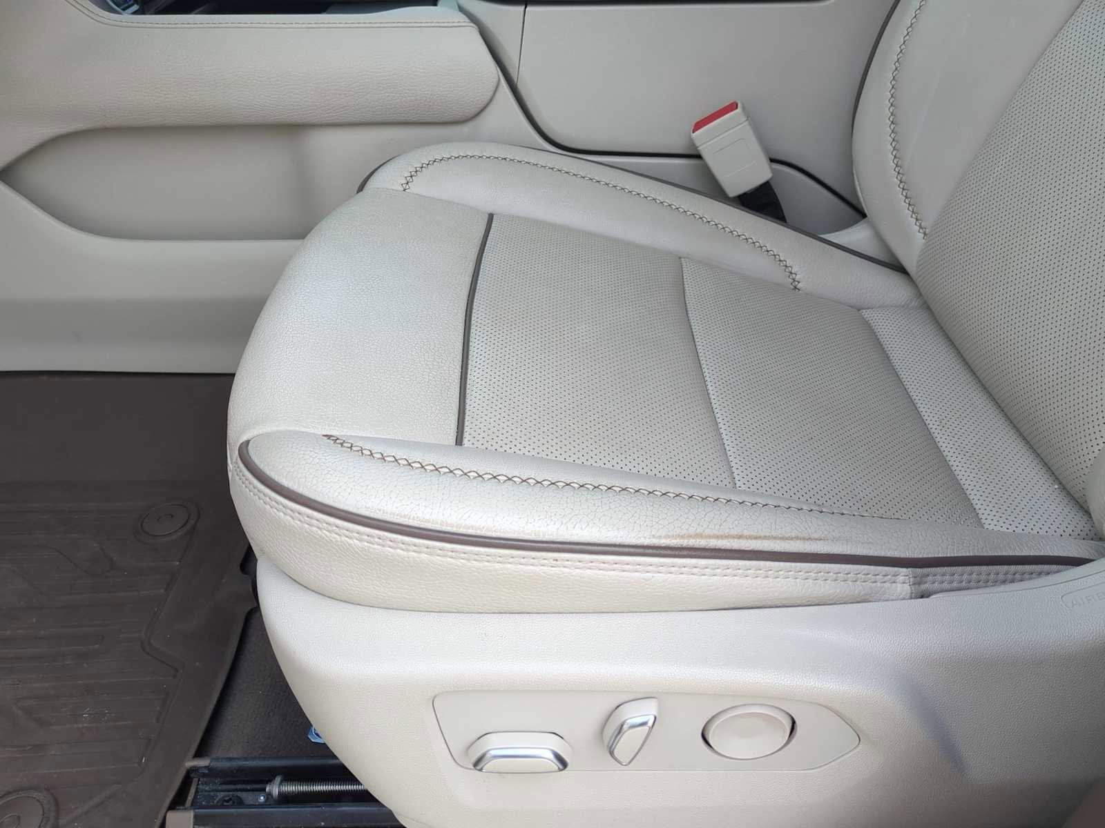 Used 2022 GMC Yukon Denali image 19