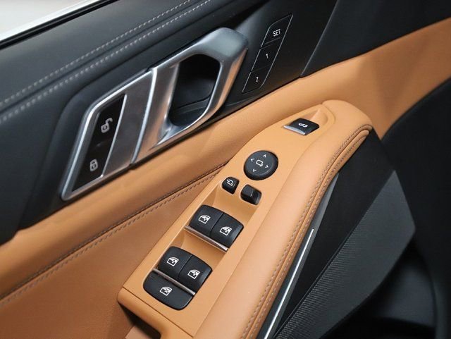 Certified 2024 BMW X5 xDrive40i w/ Premium Package image 17