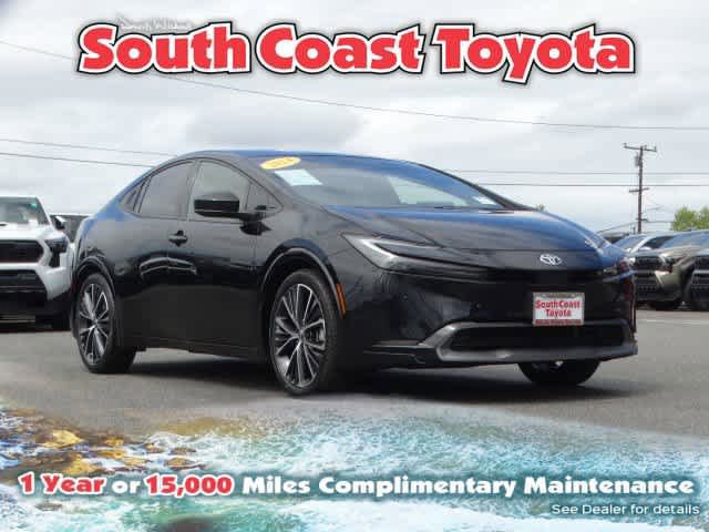 Used 2024 Toyota Prius XLE FWD image 1