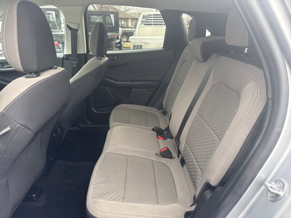 Used 2022 Ford Escape SE w/ Cold Weather Package image 14