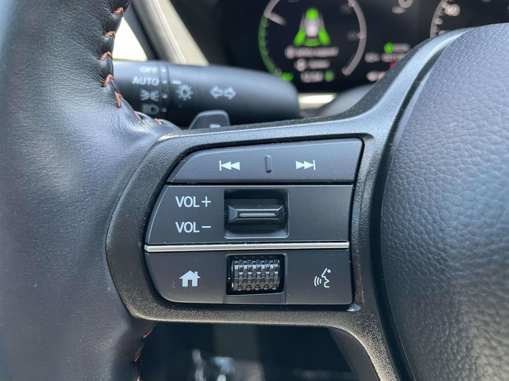Used 2025 Honda CR-V Sport-L image 32