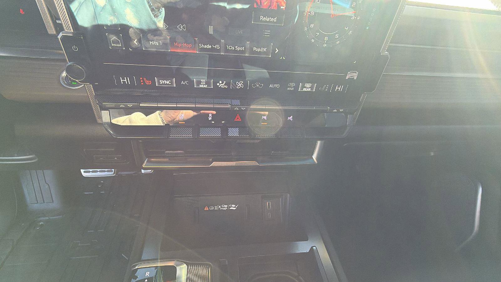 Certified 2024 GMC Hummer EV 3X w/ LPO, Illumination Package image 11