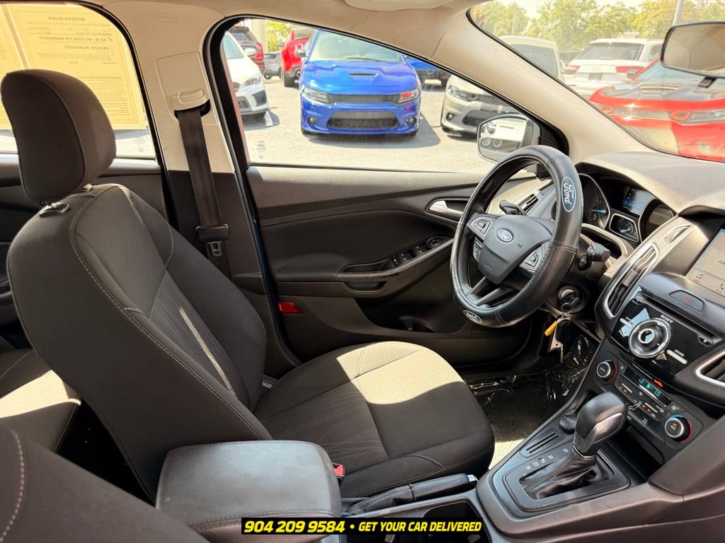 Used 2018 Ford Focus SEL FWD image 37
