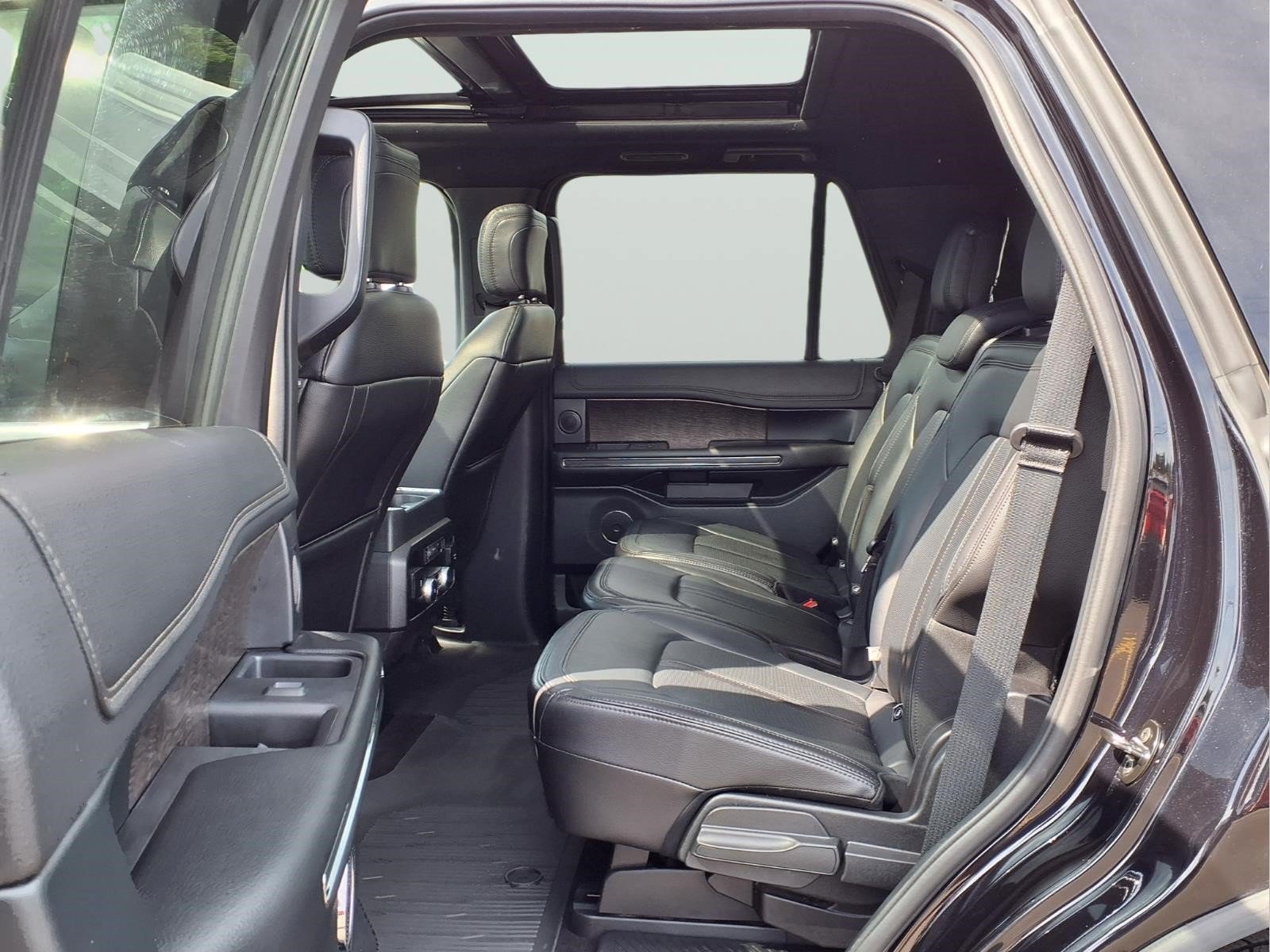 Used 2020 Ford Expedition Limited AWD/4WD image 10