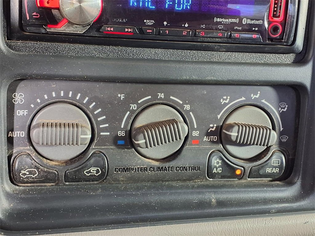 Used 2002 Chevrolet Silverado 1500 LT image 18