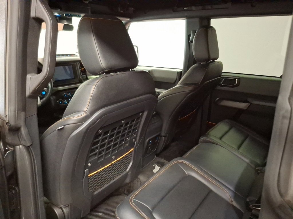 Used 2022 Ford Bronco Badlands w/ Sasquatch Package image 12