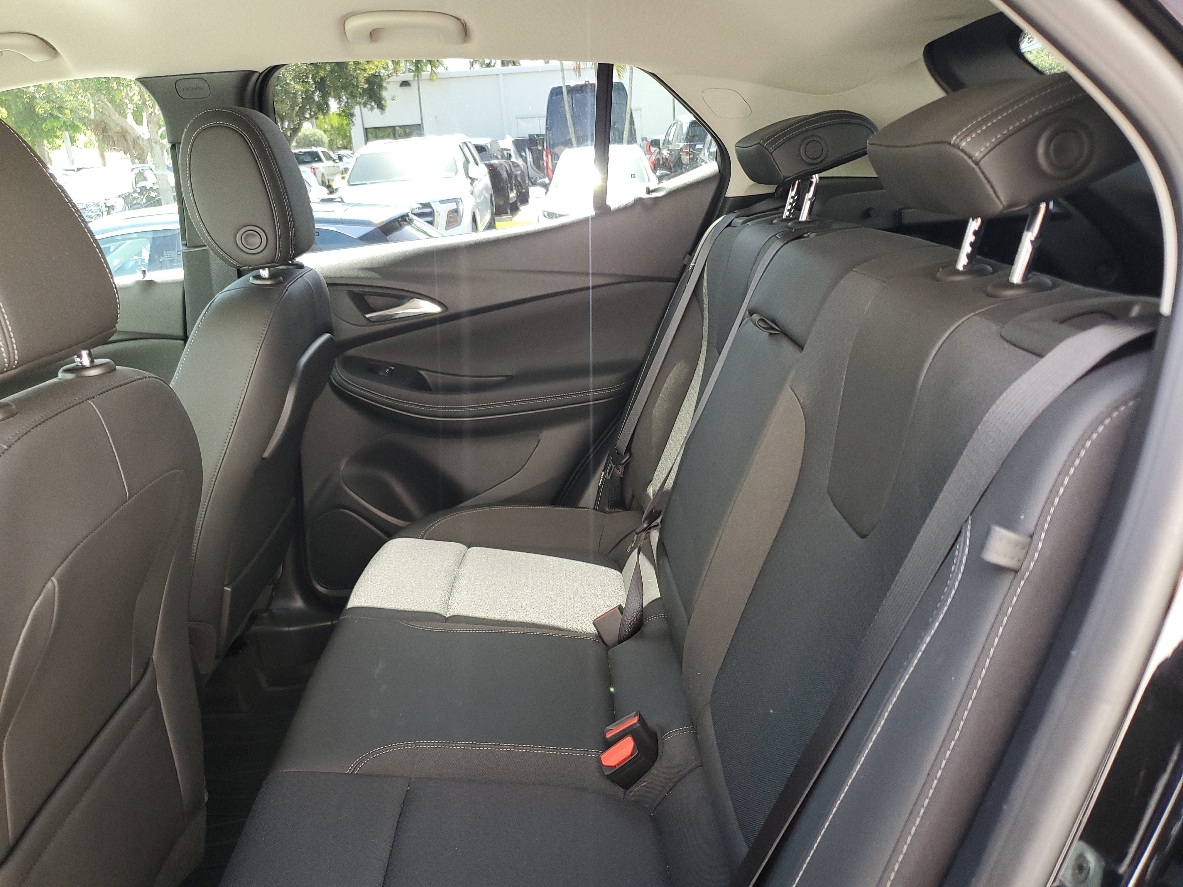 Certified 2023 Buick Encore GX Select w/ Sport Touring Package FWD image 13