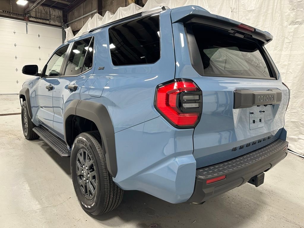 Used 2025 Toyota 4Runner SR5 image 5