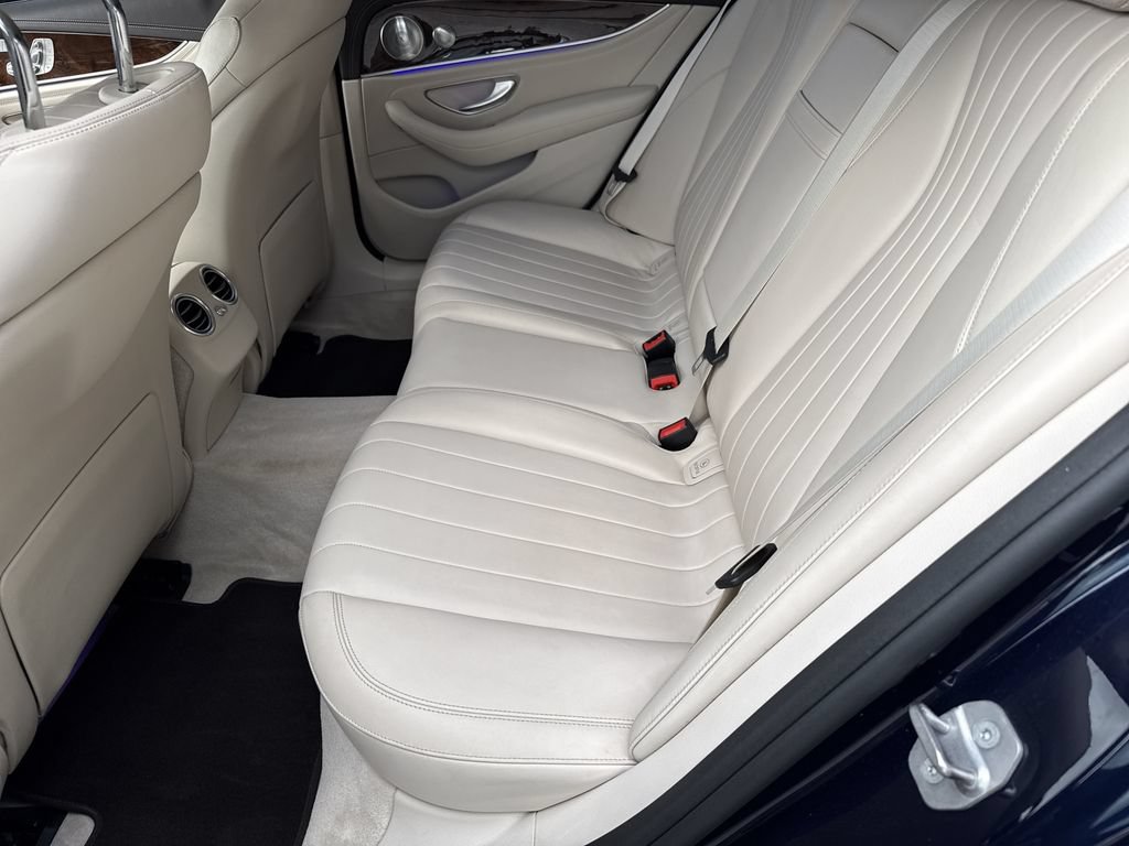 Used 2017 Mercedes-Benz E 300 image 20