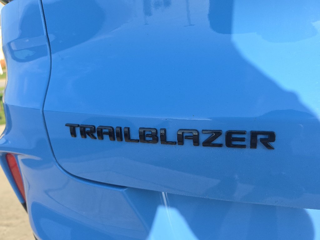 Used 2024 Chevrolet TrailBlazer RS w/ Convenience Package FWD image 18
