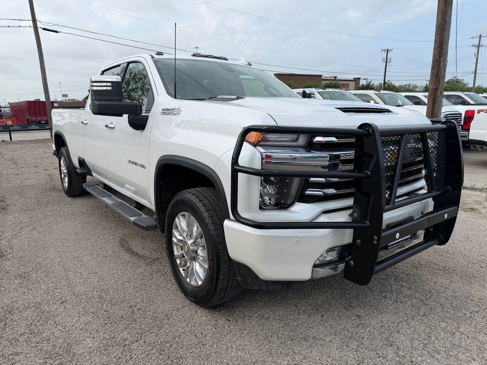 Used 2022 Chevrolet Silverado 3500 High Country w/ Z71 Off-Road Package AWD/4WD image 9