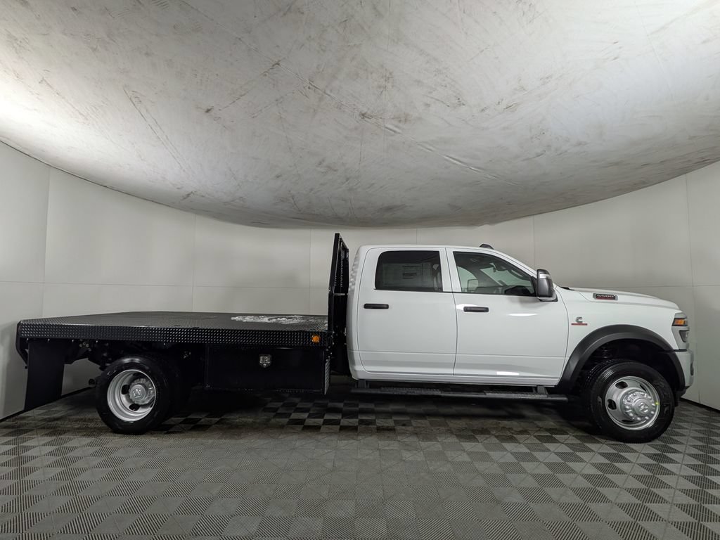 New 2026 RAM 5500 Tradesman w/ Chrome Appearance Group AWD/4WD image 6