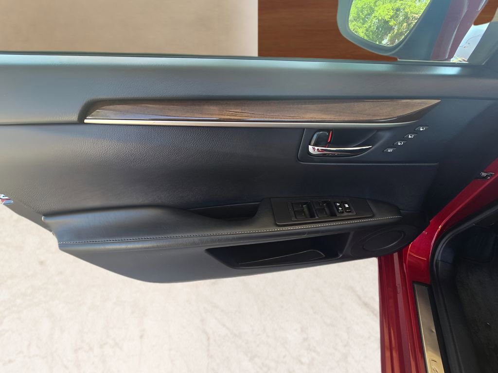 Used 2015 Lexus ES 350 w/ Luxury Package FWD image 36