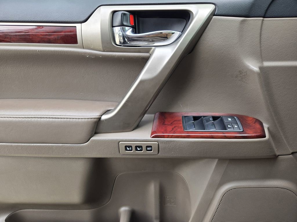 Used 2010 Lexus GX 460 Premium AWD/4WD image 14
