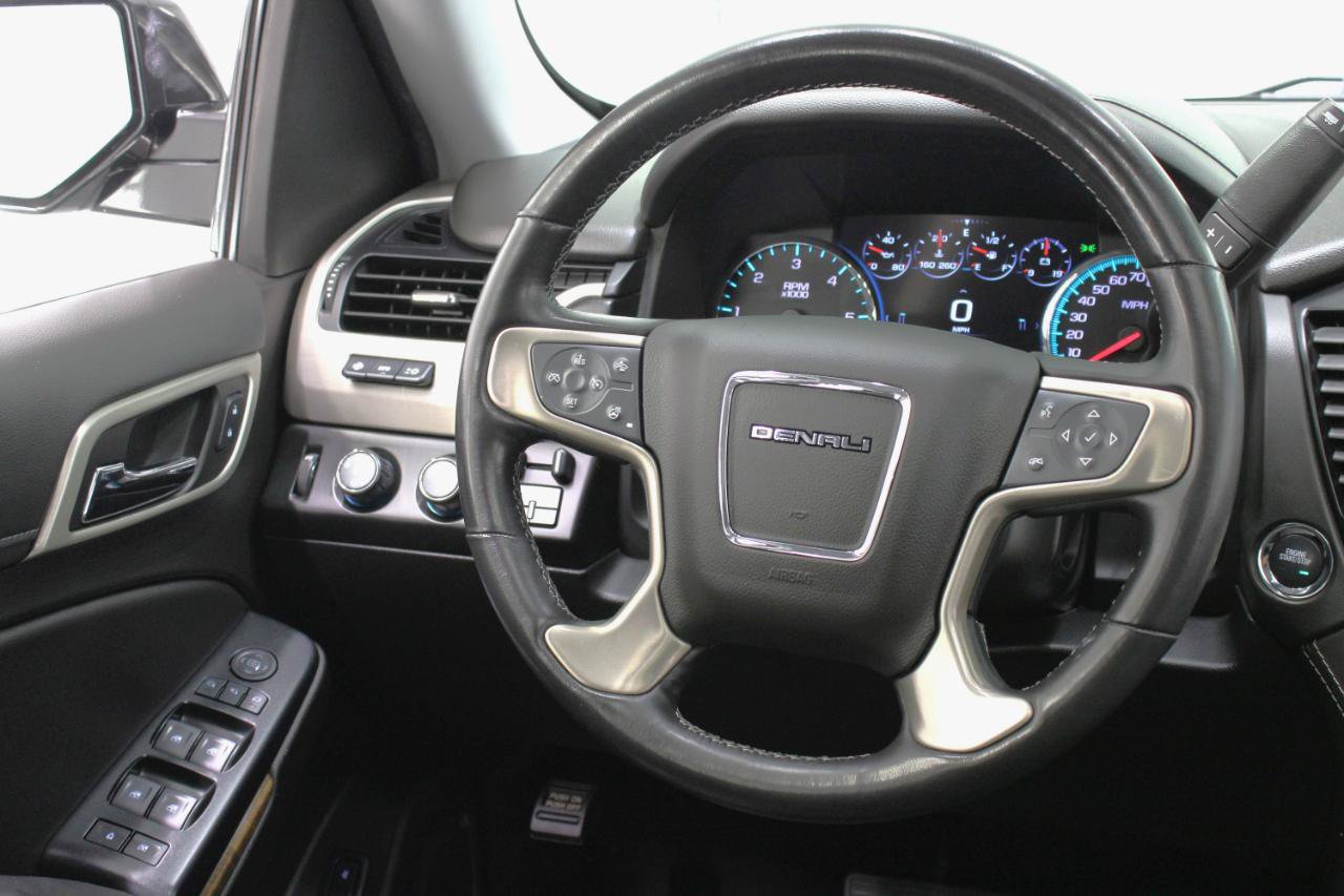 Used 2020 GMC Yukon Denali w/ Denali Premium Package AWD/4WD image 55