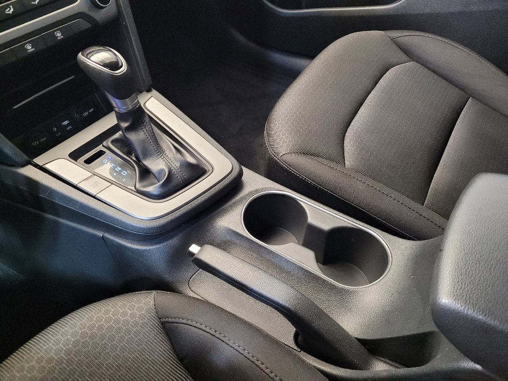 Used 2018 Hyundai Elantra SEL image 26