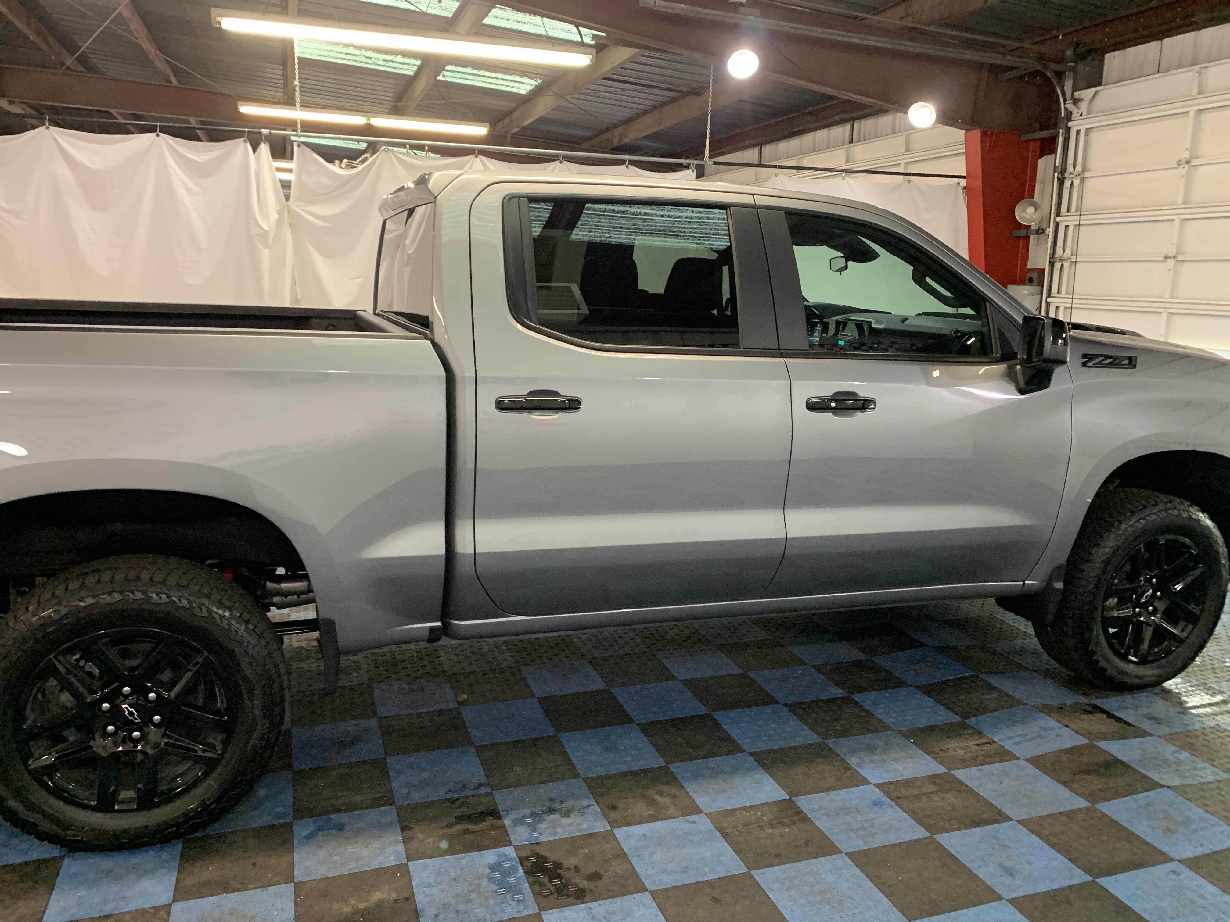 New 2026 Chevrolet Silverado 1500 LT Trail Boss w/ Dark Appearance Package image 5