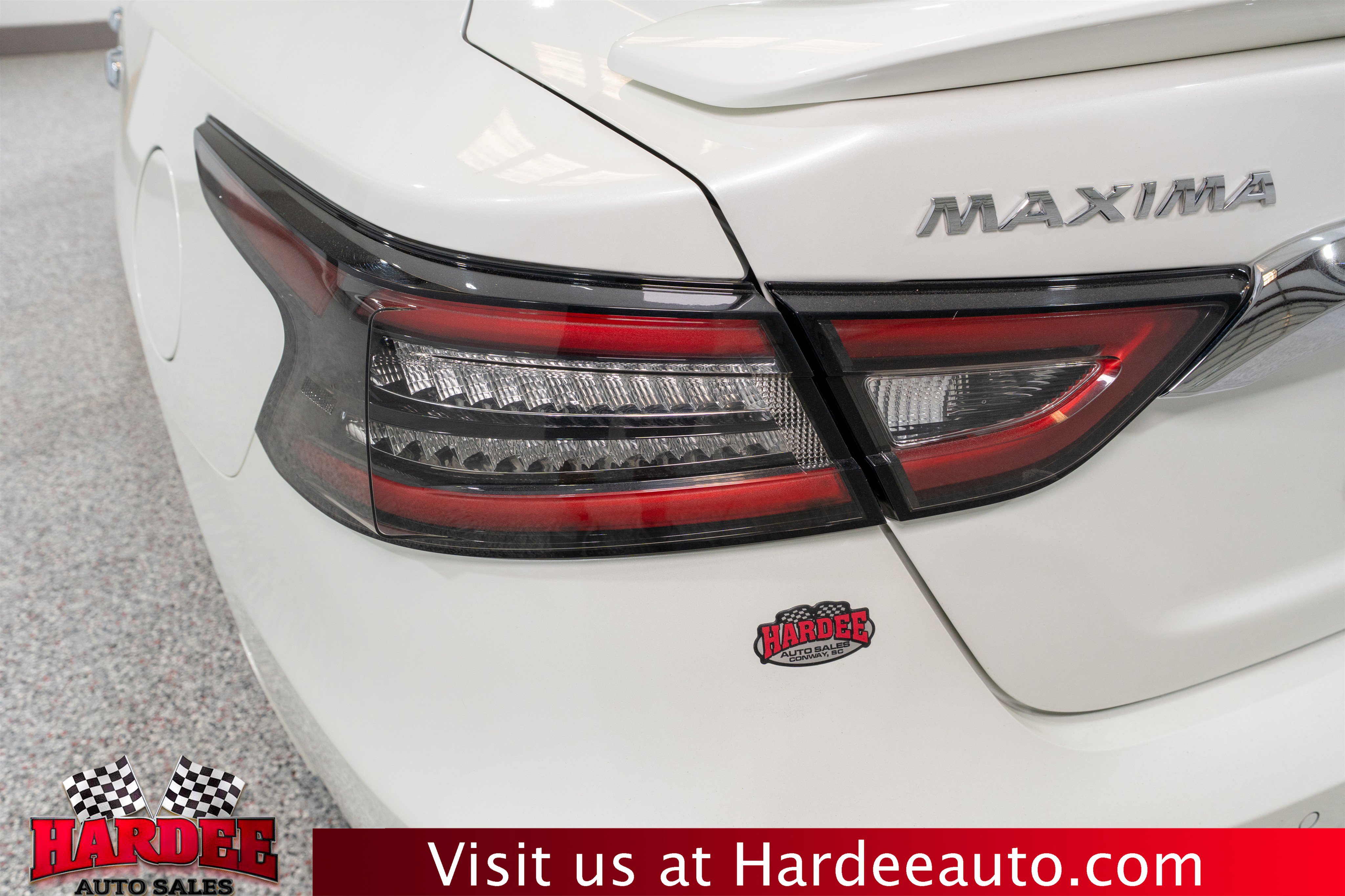 Used 2021 Nissan Maxima Platinum w/ Sport Mat Group FWD image 9