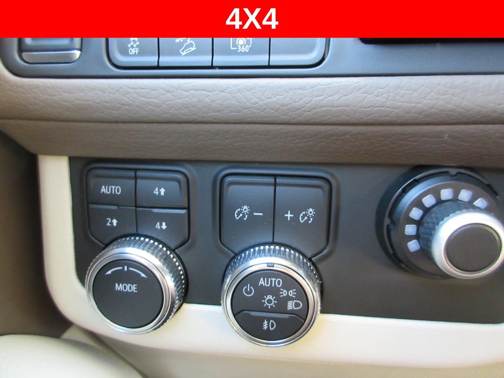 Used 2023 GMC Yukon XL Denali AWD/4WD image 23