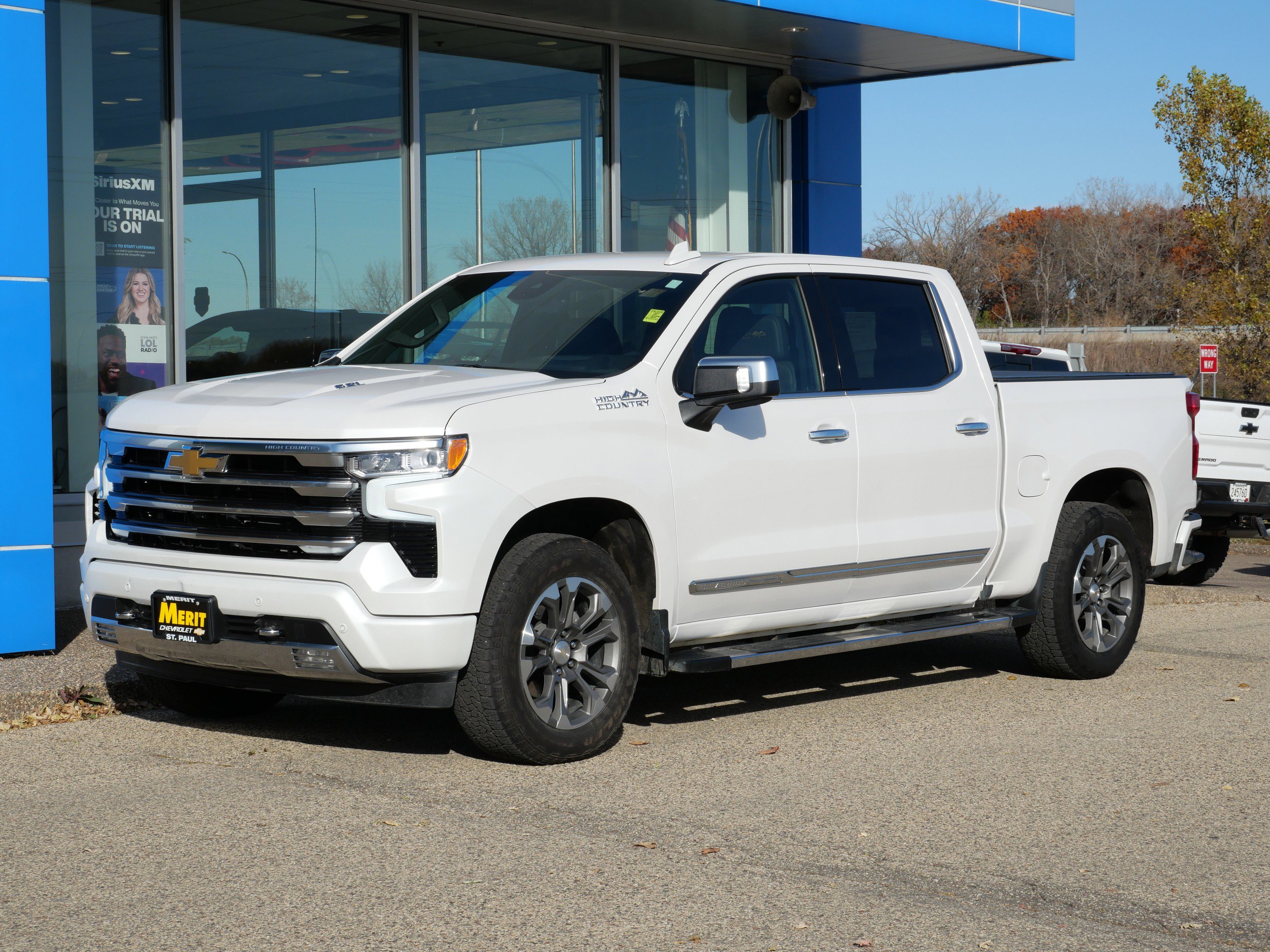 Used 2024 Chevrolet Silverado 1500 High Country w/ Technology Package image 6