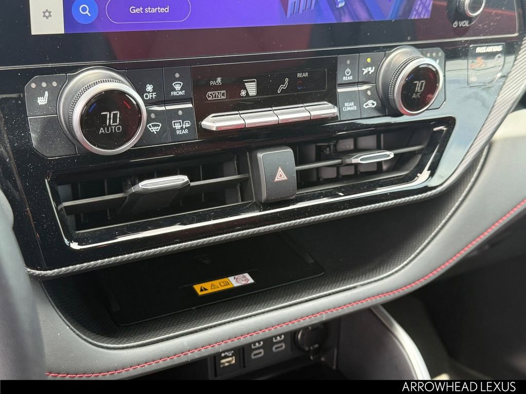 Used 2024 Toyota Highlander XSE AWD/4WD image 21