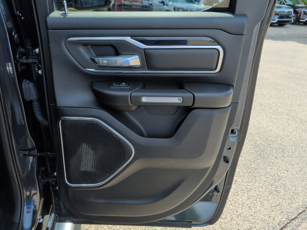 Used 2019 RAM 1500 Laramie w/ Sport Appearance Package AWD/4WD image 34
