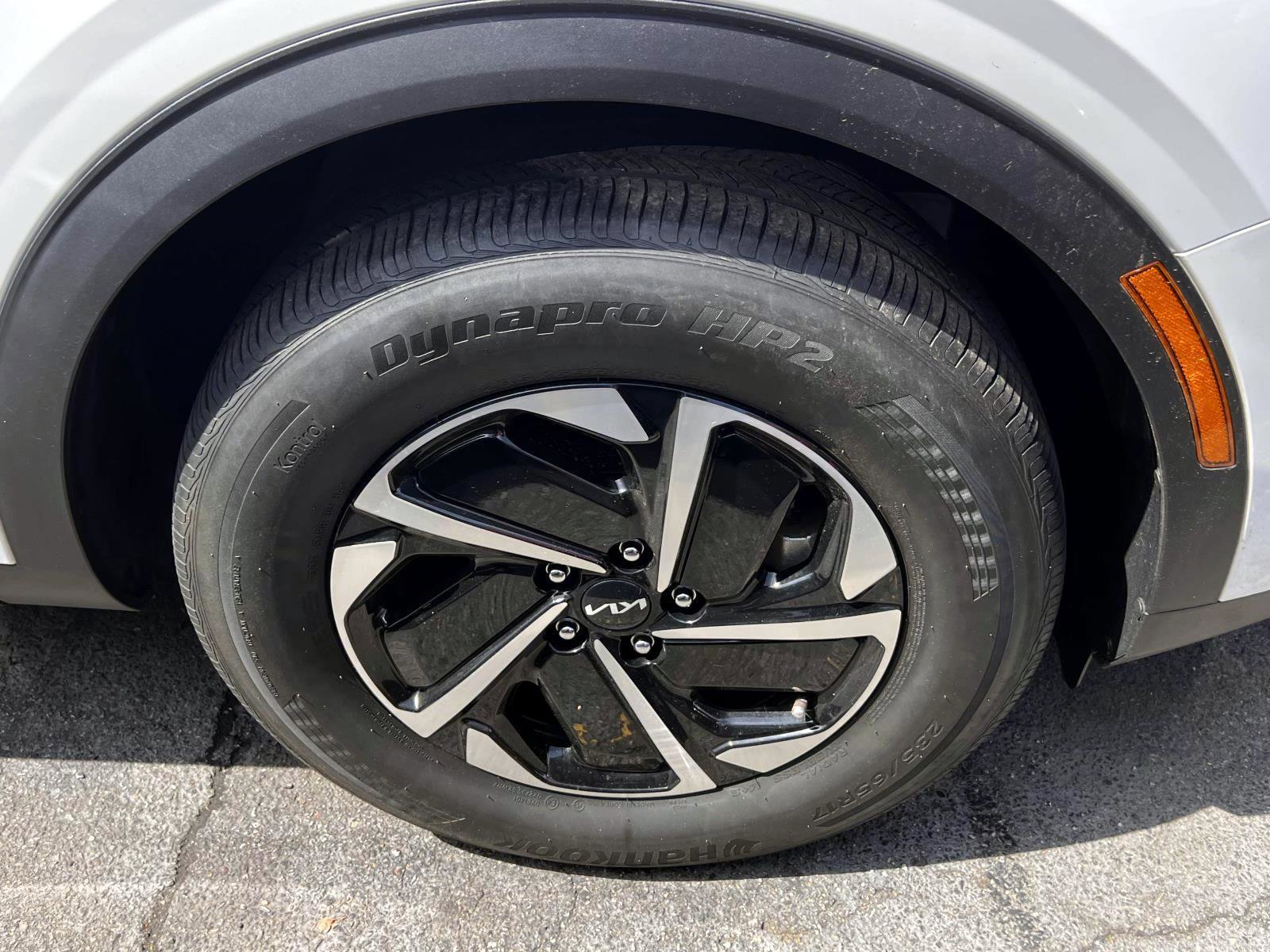 Used 2023 Kia Sportage LX AWD/4WD image 6