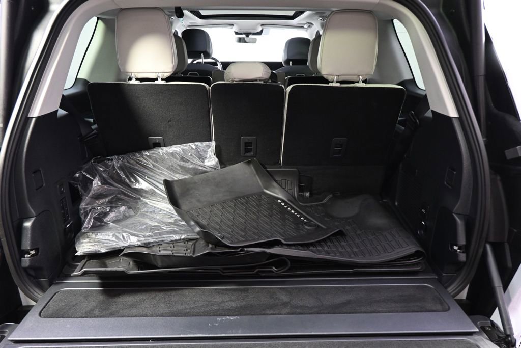 New 2026 Lincoln Navigator Reserve w/ Jet Appearance Package AWD/4WD image 19