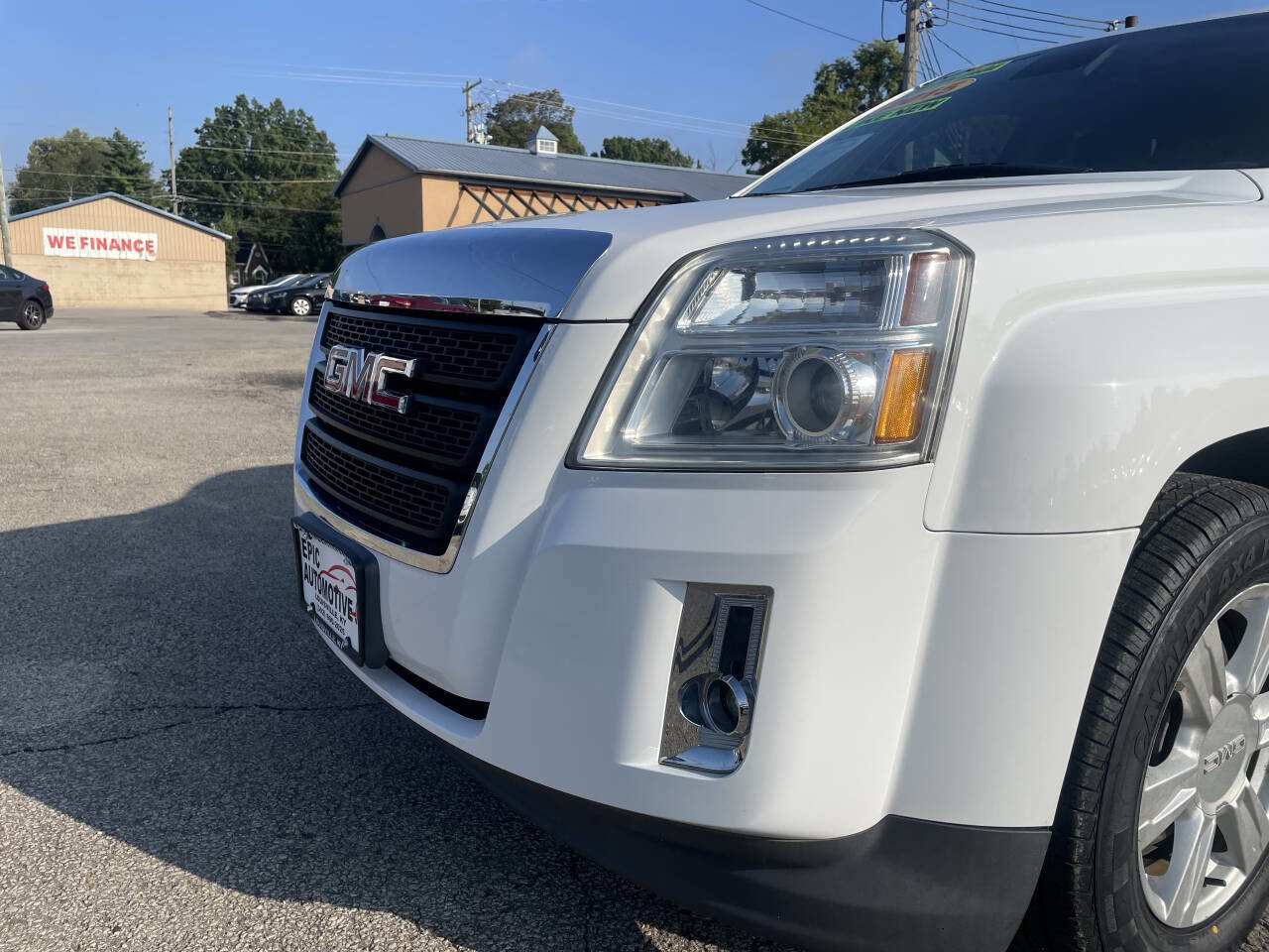 Used 2015 GMC Terrain SLE image 9