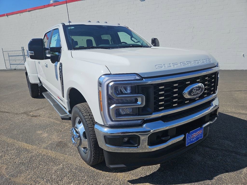 New 2026 Ford F350 Lariat image 2