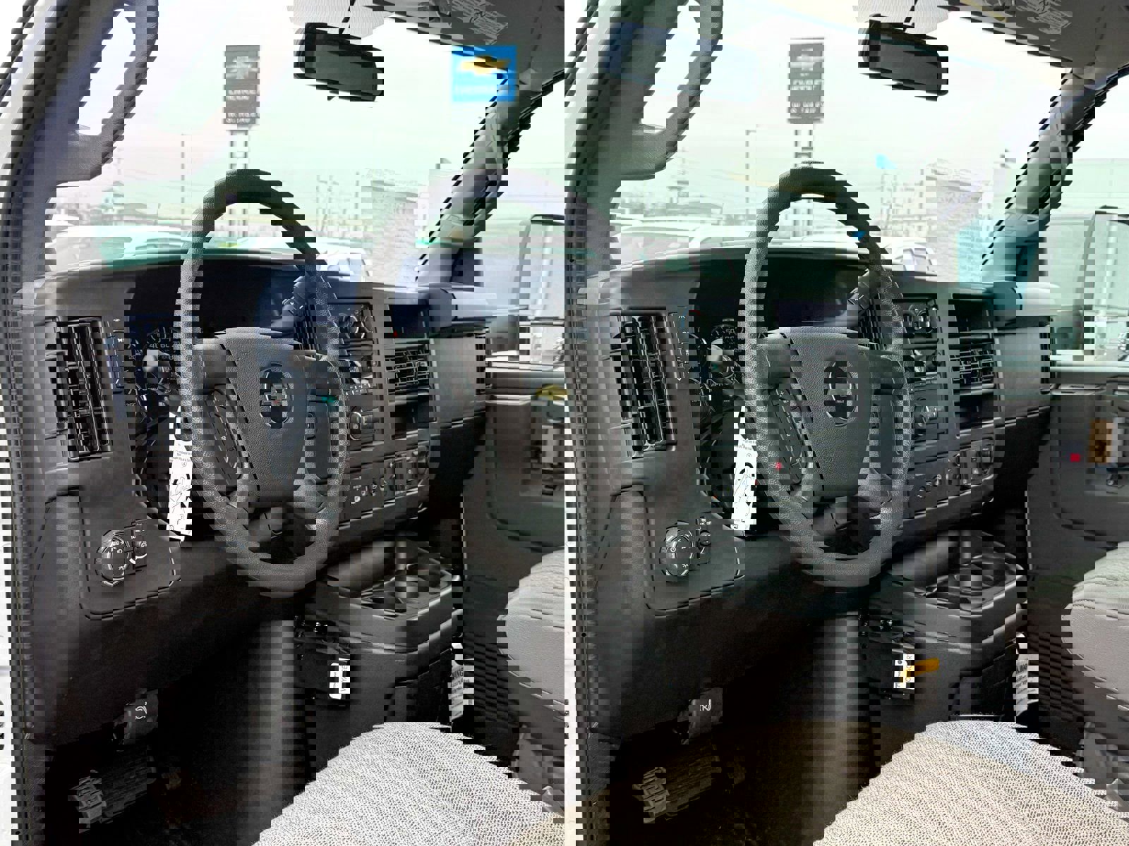 New 2025 Chevrolet Express 4500 w/ Power Convenience Package image 20