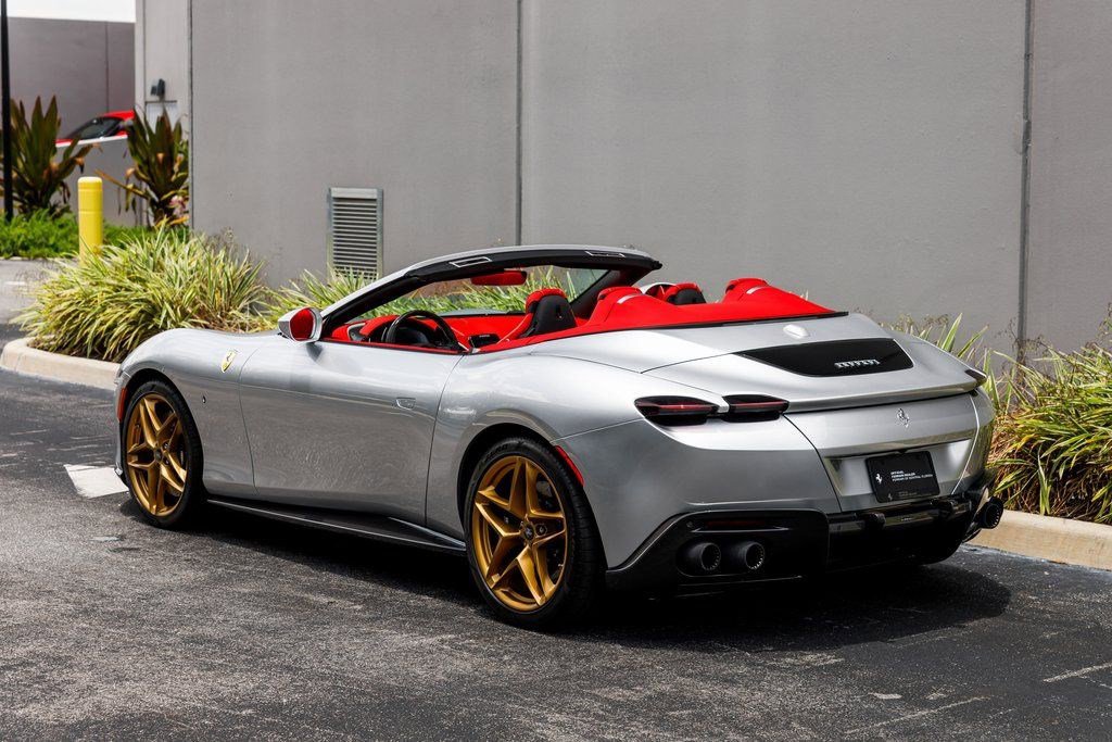 Used 2024 Ferrari Roma Spider image 3