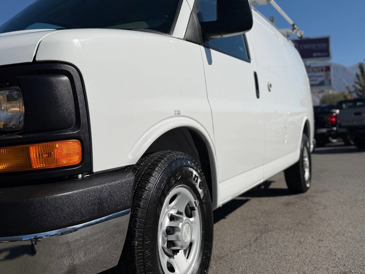 Used 2014 Chevrolet Express 2500 image 81