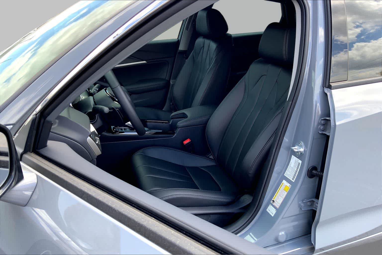 New 2026 Acura Integra FWD image 18