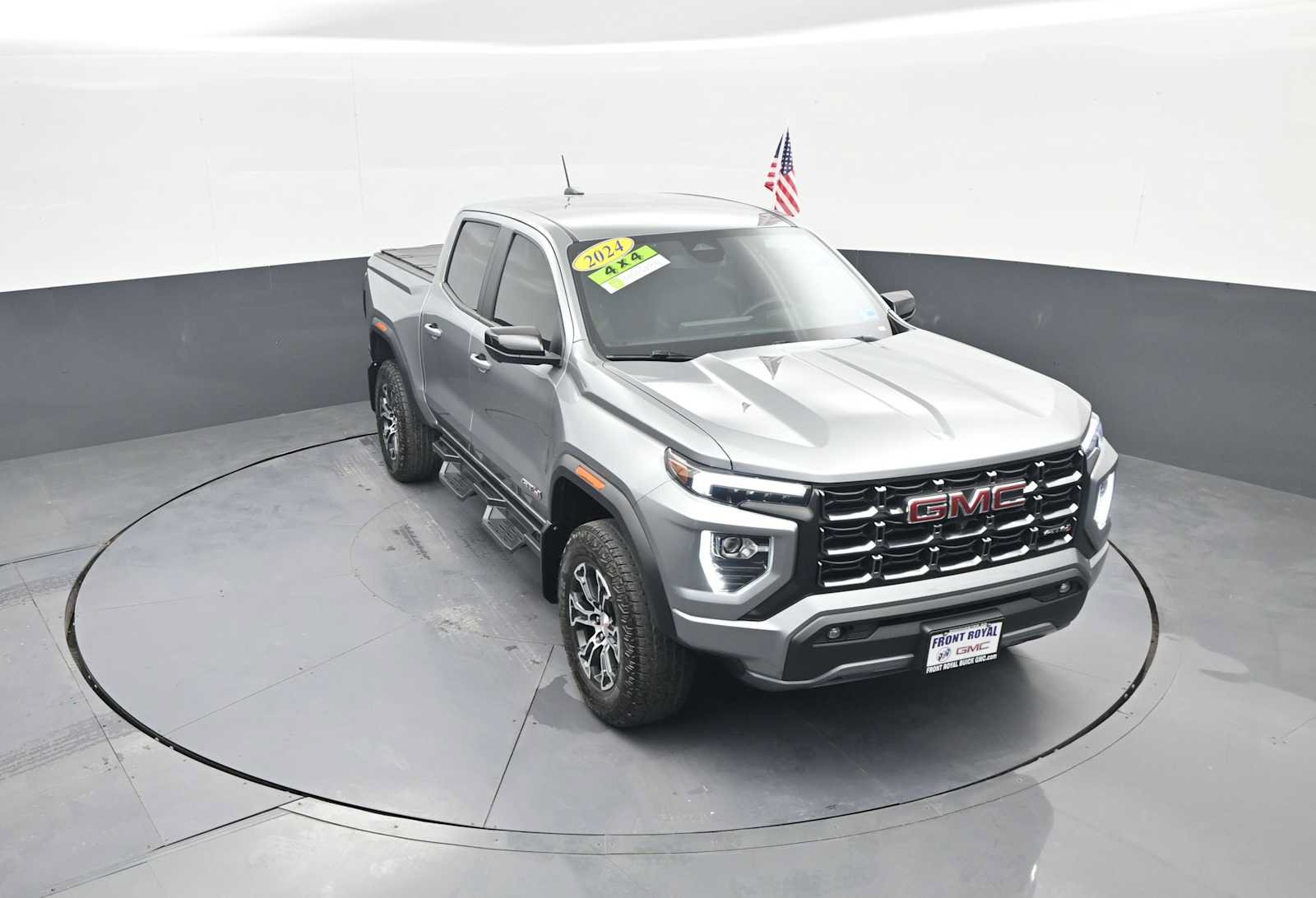 Used 2024 GMC Canyon AT4 w/ Technology Package AWD/4WD image 30