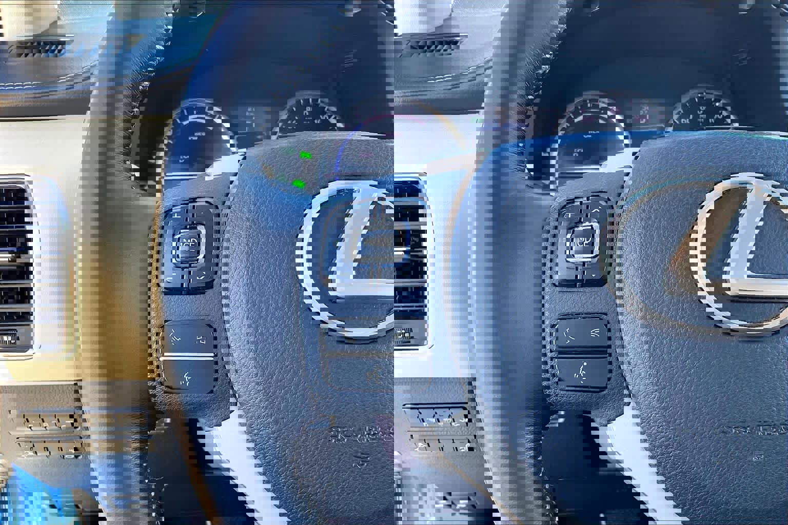 Used 2016 Lexus NX 300h FWD w/ Luxury Package image 21