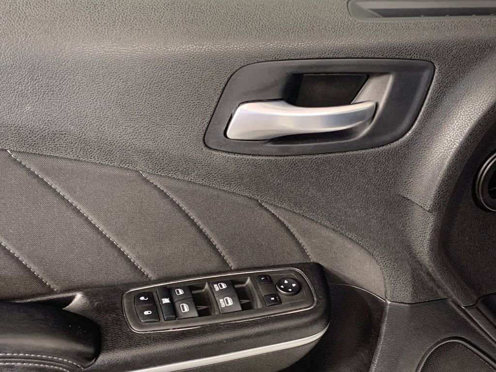 Used 2022 Dodge Charger R/T RWD image 14